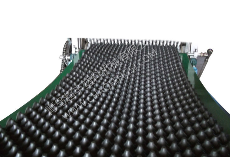 滾壓成型機_控根容器滾壓成型設備_控根容器生產(chǎn)線 滾壓成型機_控根容器滾壓成型設備_控根容器生產(chǎn)線